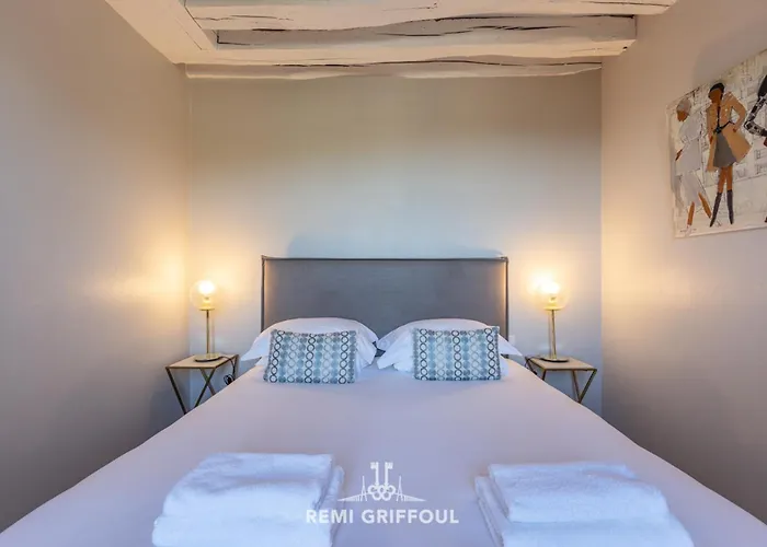 The Lighthouse Charming Apartment Beach & City Center 2-4 Pers