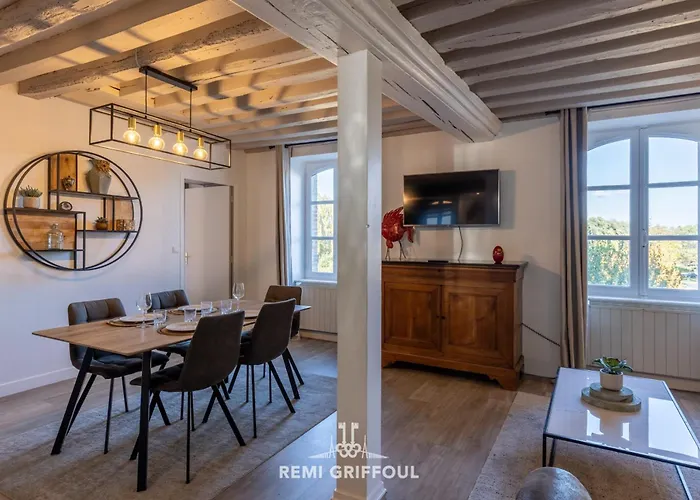 The Lighthouse Charming Apartment Beach & City Center 2-4 Pers