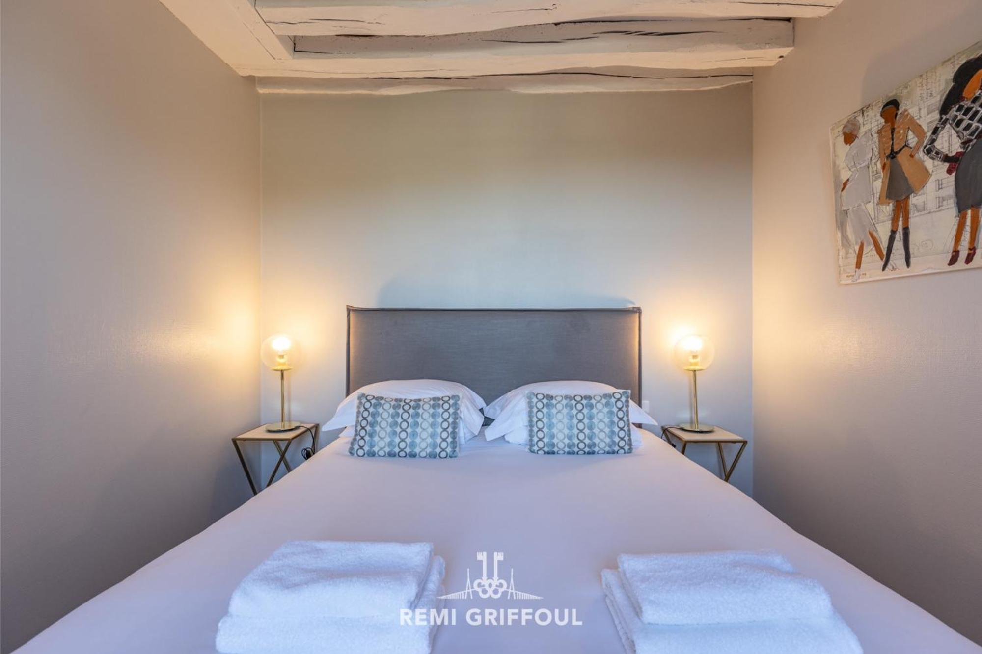 The Lighthouse Charming Apartment Beach & City Center 2-4 Pers *