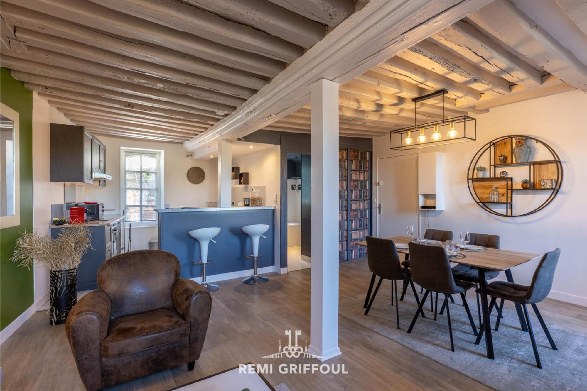 Apartment The Lighthouse Charming Apartment Beach & City Center 2-4 Pers