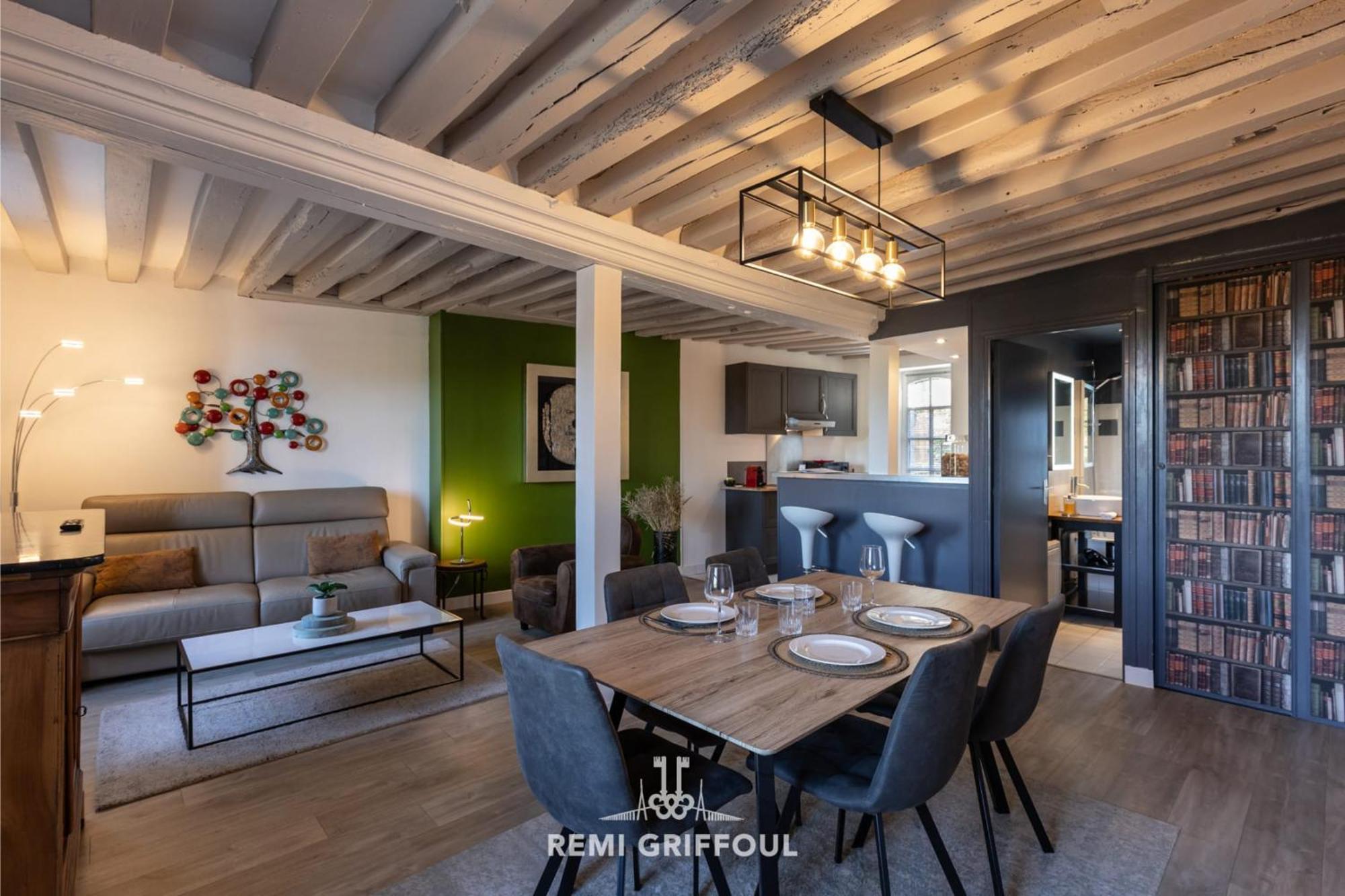 Apartment The Lighthouse Charming Apartment Beach & City Center 2-4 Pers Honfleur